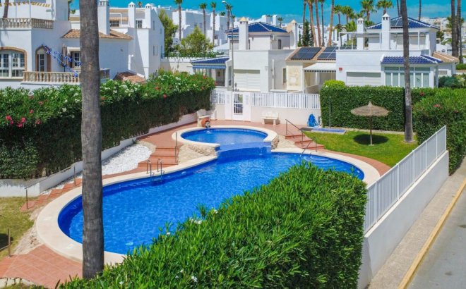 Revente - Town House -
Orihuela Costa - Costa Blanca
