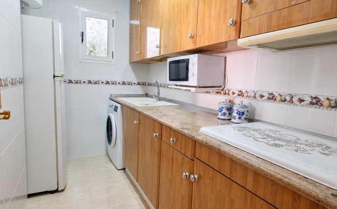 Resale - Apartment -
Torrevieja - Habaneras