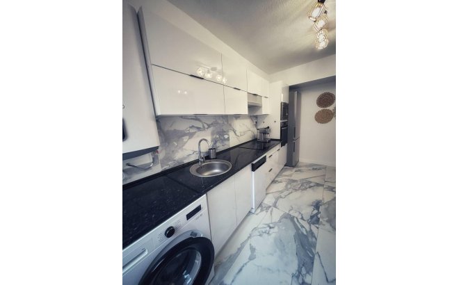 Resale - Penthouse -
Torrevieja - Centro