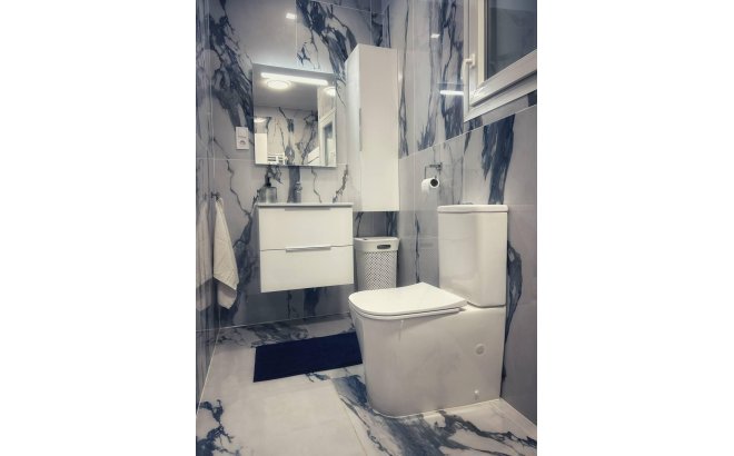 Resale - Penthouse -
Torrevieja - Centro