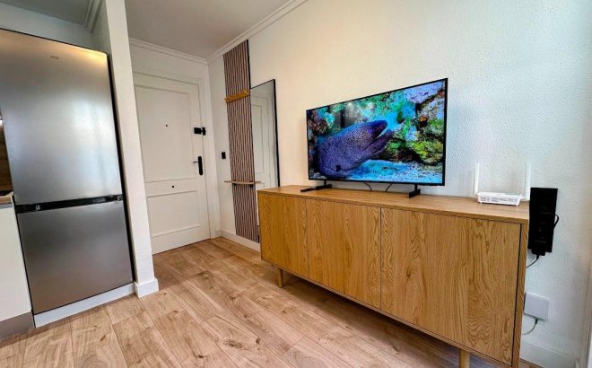 Resale - Apartment -
Torrevieja - Centro