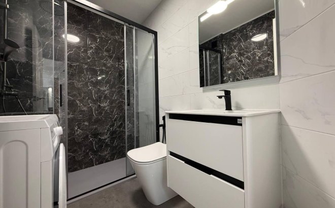Resale - Apartment -
Torrevieja - Centro