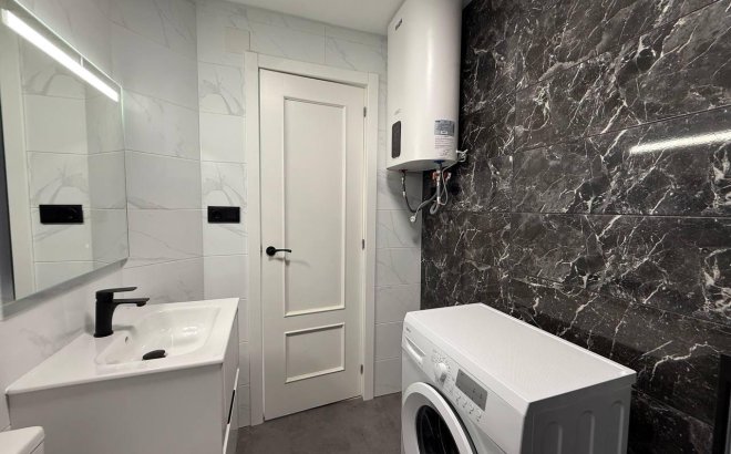 Resale - Apartment -
Torrevieja - Centro