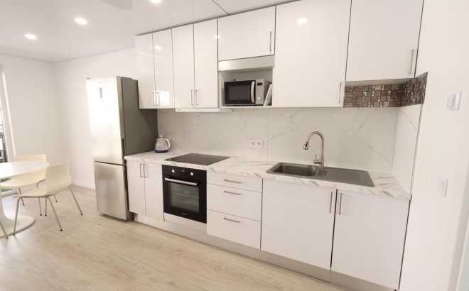 Resale - Apartment -
Torrevieja - Costa Blanca