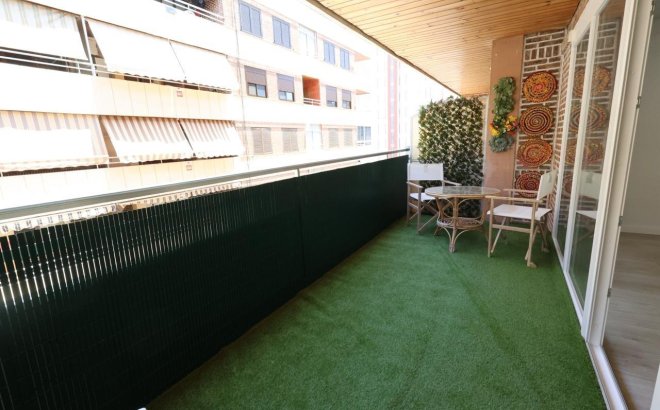 Resale - Apartment -
Torrevieja - Costa Blanca