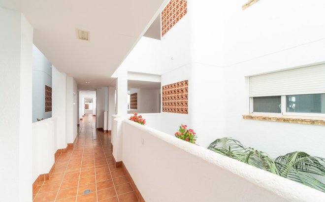 Resale - Apartment -
Orihuela Costa - Costa Blanca
