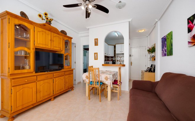 Resale - Bungalow -
Torrevieja - Costa Blanca