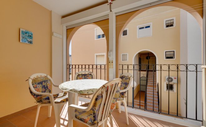 Resale - Bungalow -
Torrevieja - Costa Blanca
