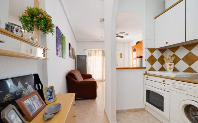 Resale - Bungalow -
Torrevieja - Costa Blanca