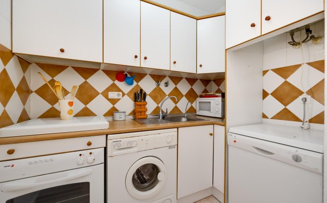 Resale - Bungalow -
Torrevieja - Costa Blanca