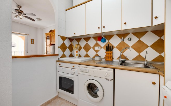 Resale - Bungalow -
Torrevieja - Costa Blanca
