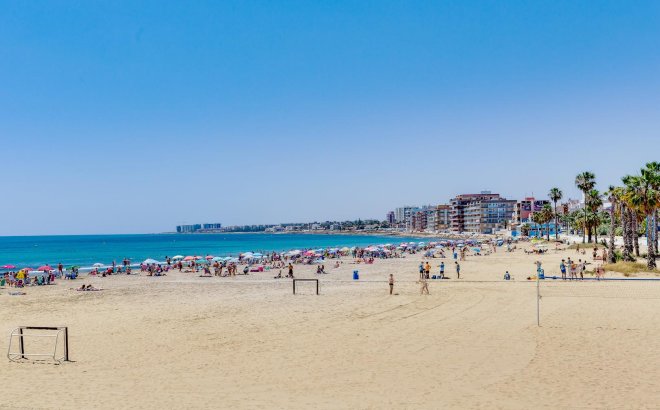 Resale - Bungalow -
Torrevieja - Costa Blanca