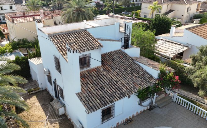 Resale - Villa -
Cabo Roig - Costa Blanca