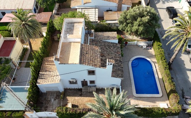 Resale - Villa -
Cabo Roig - Costa Blanca