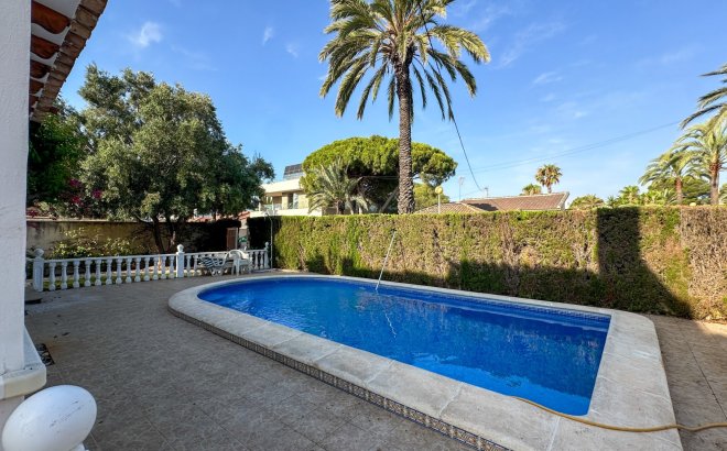 Resale - Villa -
Cabo Roig - Costa Blanca