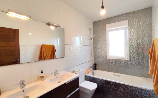 Resale - Villa -
Ciudad Quesada - Costa Blanca