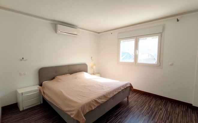 Resale - Villa -
Ciudad Quesada - Costa Blanca