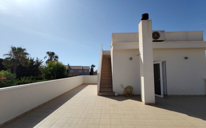 Resale - Villa -
Ciudad Quesada - Costa Blanca