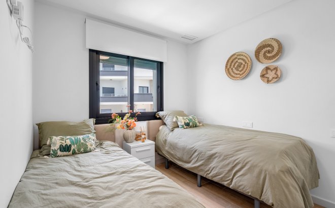 Resale - Apartment -
Torrevieja - Costa Blanca