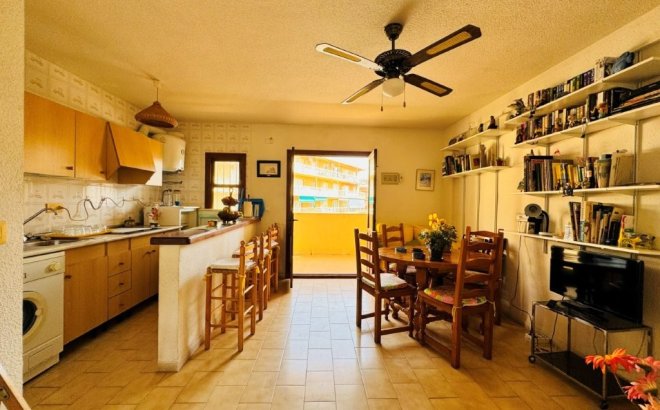 Resale - Dúplex -
La Mata - Costa Blanca