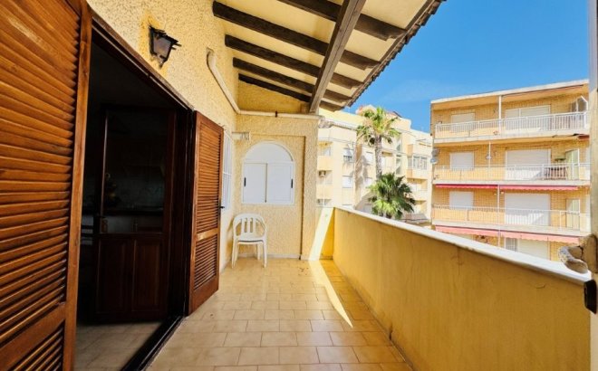 Resale - Dúplex -
La Mata - Costa Blanca