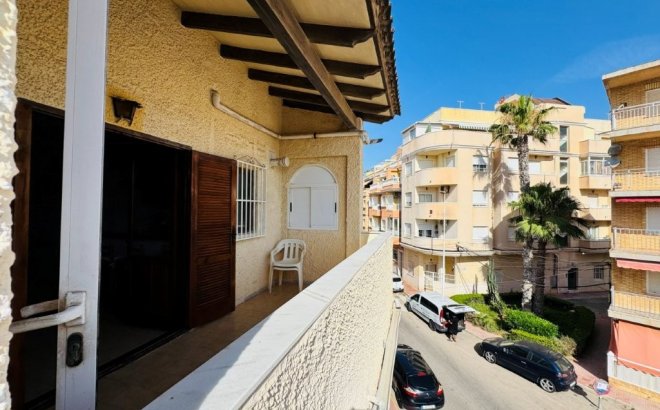 Resale - Dúplex -
La Mata - Costa Blanca