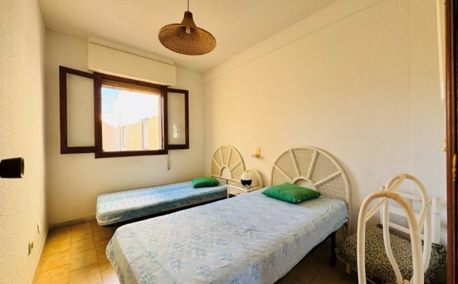 Resale - Dúplex -
La Mata - Costa Blanca