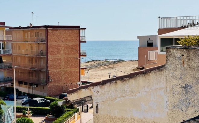 Resale - Dúplex -
La Mata - Costa Blanca