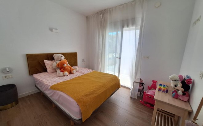 Resale - Villa -
Torrevieja - Los Frutales