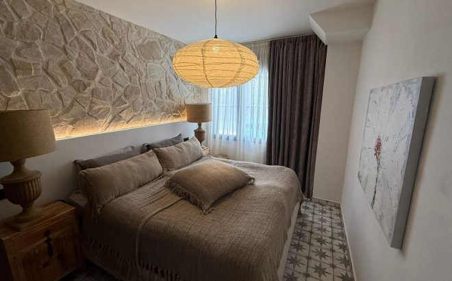 Resale - Apartment -
Torrevieja - Estacion De Autobuses