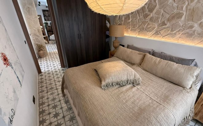 Resale - Apartment -
Torrevieja - Estacion De Autobuses