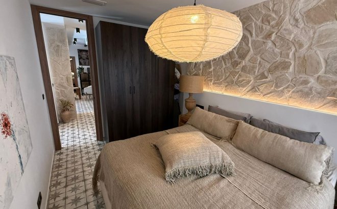 Resale - Apartment -
Torrevieja - Estacion De Autobuses