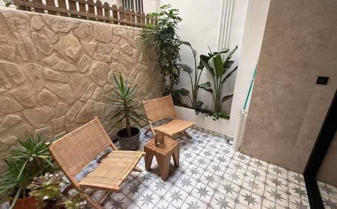 Resale - Apartment -
Torrevieja - Estacion De Autobuses