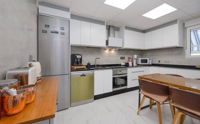 Resale - Town House -
Torrevieja - Aguas Nuevas