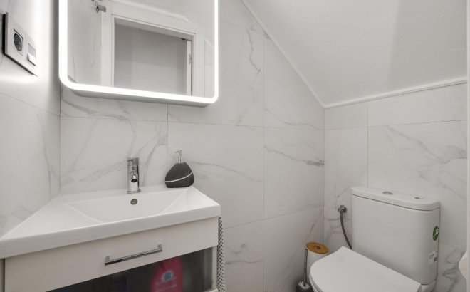 Resale - Town House -
Torrevieja - Aguas Nuevas