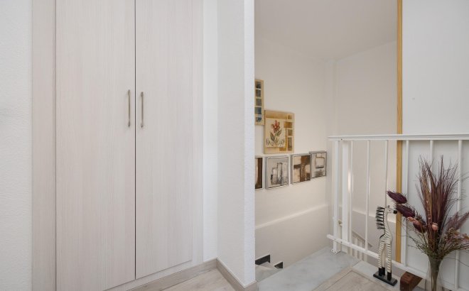 Resale - Town House -
Torrevieja - Aguas Nuevas