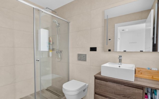 Resale - Villa -
Torrevieja - Costa Blanca