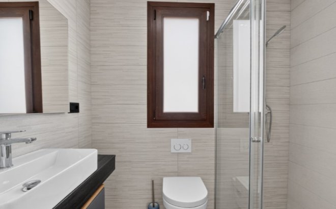 Resale - Villa -
Torrevieja - Costa Blanca
