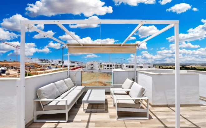 Resale - Villa -
Torrevieja - Costa Blanca