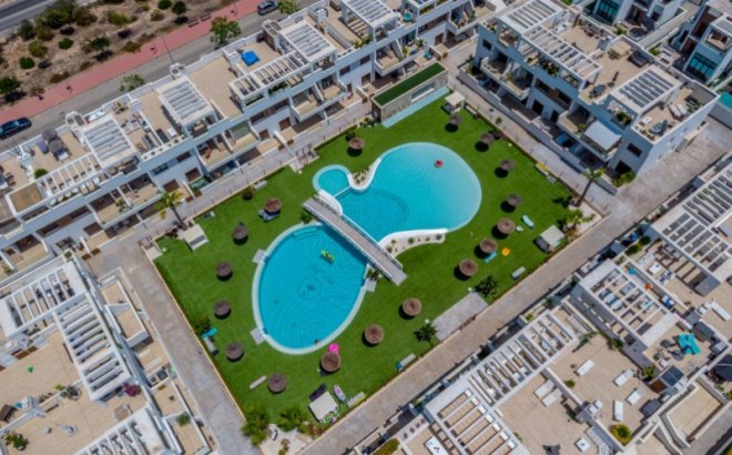 Resale - Villa -
Torrevieja - Costa Blanca