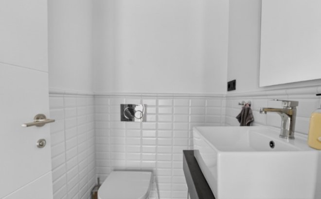 Resale - Villa -
Torrevieja - Costa Blanca