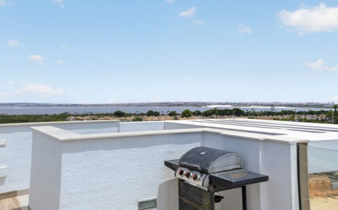 Resale - Villa -
Torrevieja - Costa Blanca
