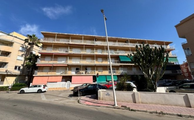 Resale - Apartment -
La Mata - Costa Blanca