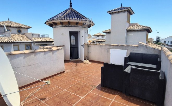 Resale - Villa -
Villamartin - Costa Blanca