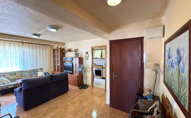 Resale - Apartment -
Torrevieja - Miramar - Torre Del Moro