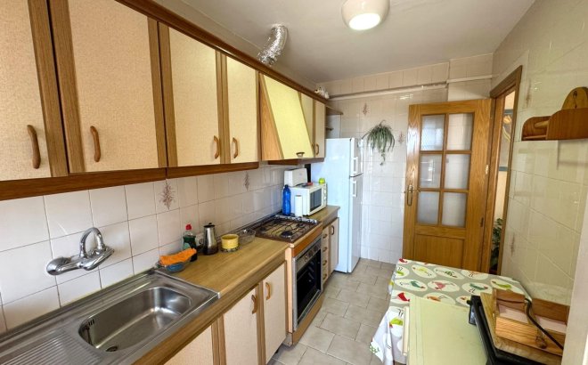 Resale - Apartment -
Torrevieja - Miramar - Torre Del Moro