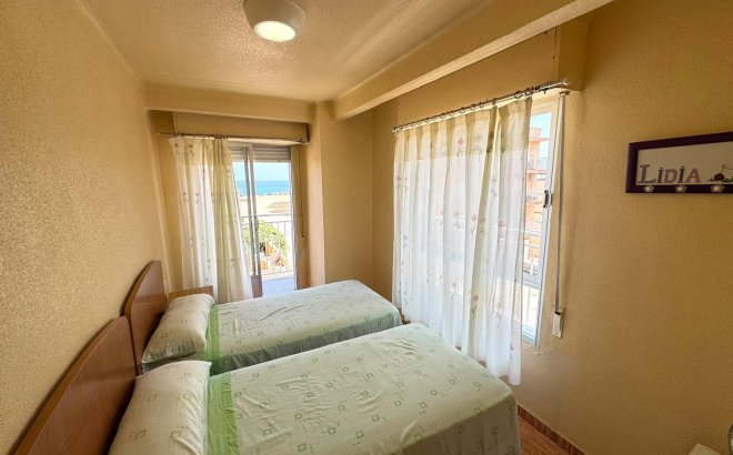 Resale - Apartment -
Torrevieja - Miramar - Torre Del Moro