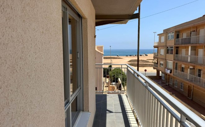 Resale - Apartment -
Torrevieja - Miramar - Torre Del Moro