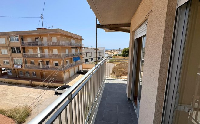 Resale - Apartment -
Torrevieja - Miramar - Torre Del Moro