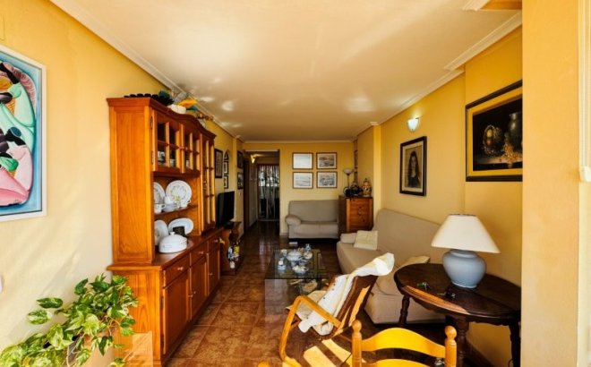 Resale - Apartment -
Torrevieja - Costa Blanca